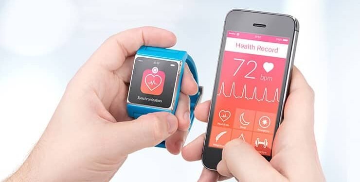 The Role of Wearable Tech in Revolutionizing Healthcare