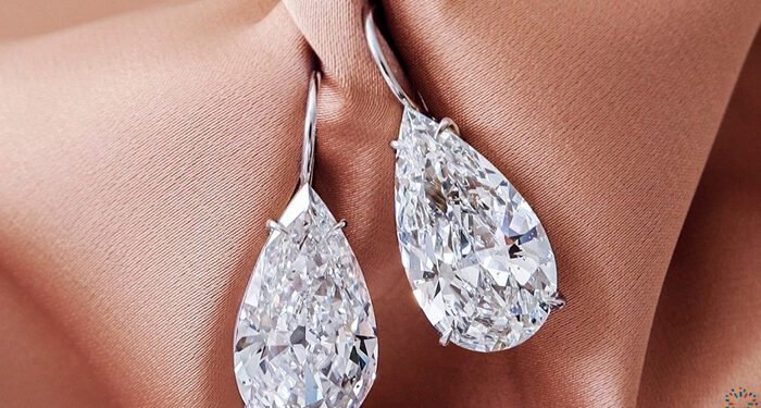 How to Wear Diamond Jewelry Daily Effortlessly